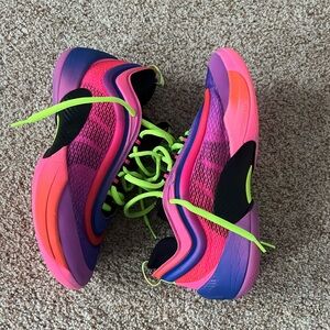 adidas D.O.N. Issue #6 basketball shoes